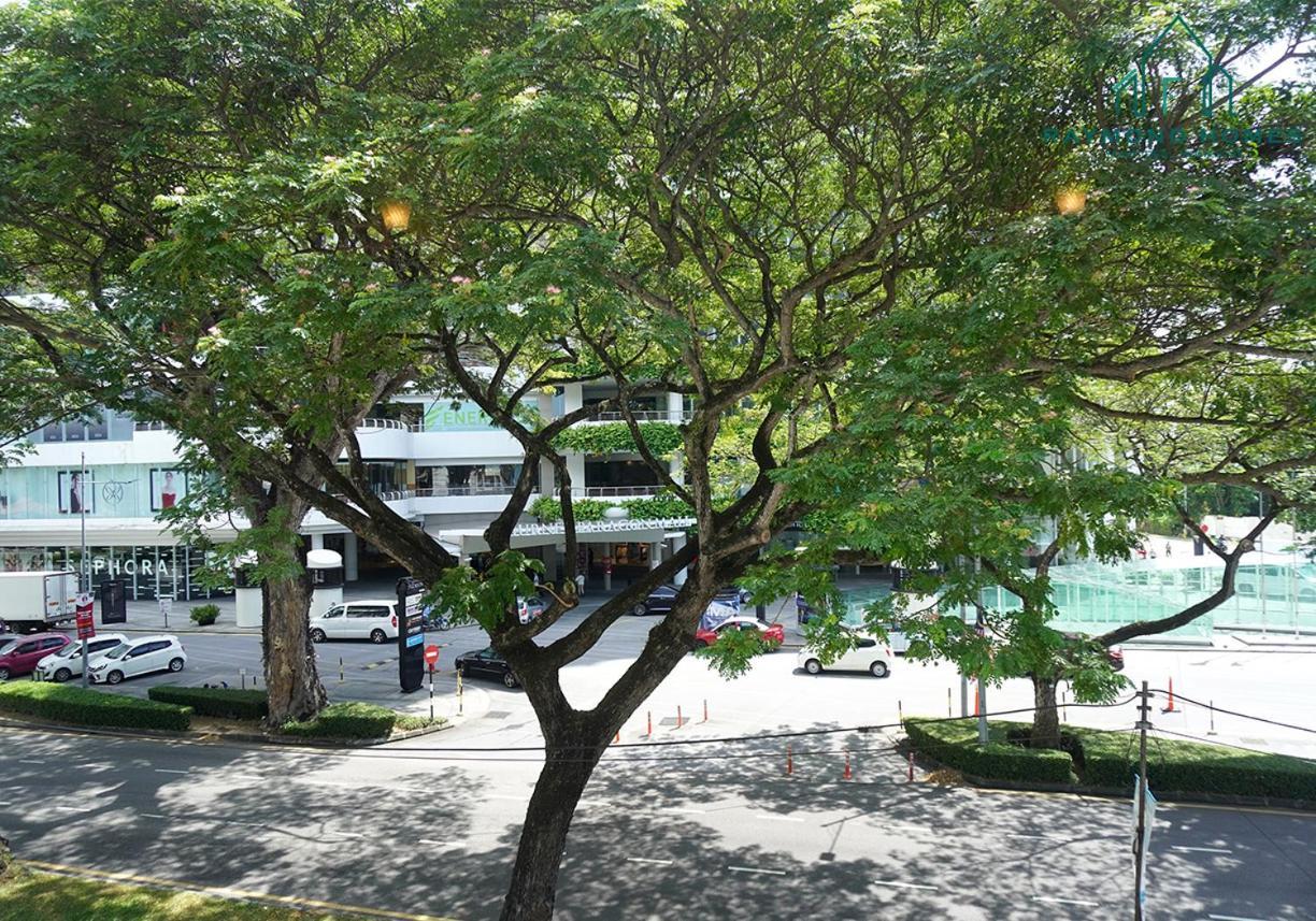 99 Kelawei Apartment George Town Bagian luar foto